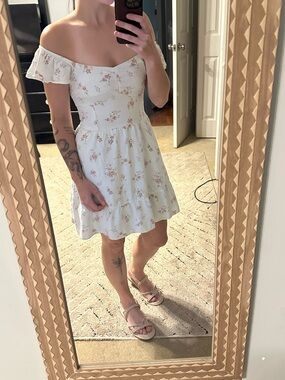 Hollister White Off-Shoulder Floral Mini Dress Small